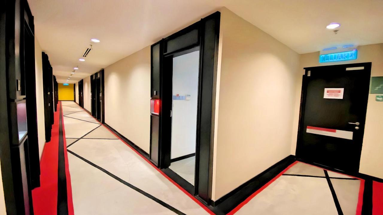 Hotel Red Kl @ Rev Kuala Lumpur Zewnętrze zdjęcie